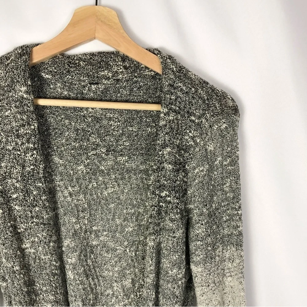 Simply‎ Vera Vera Wang Gray Ombre Knit Cardigan Sweater M